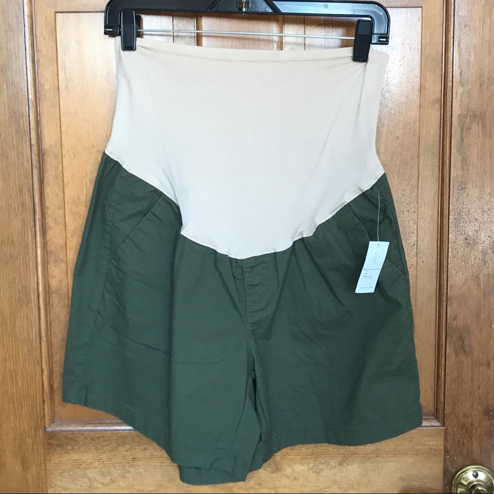 NWT Old Navy maternity shorts